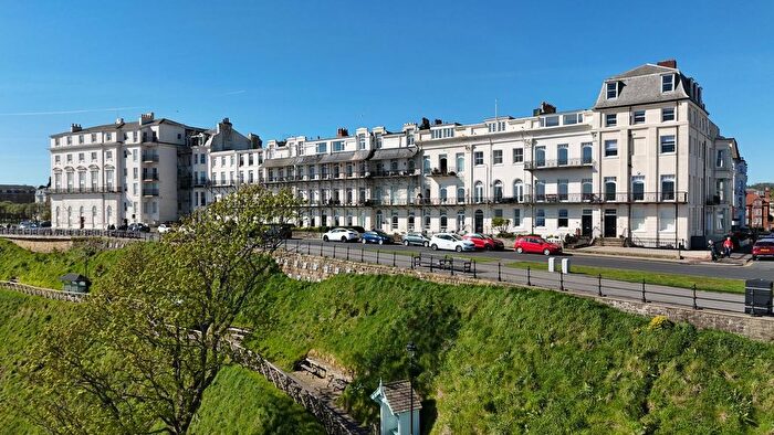 2 Bedroom Flat For Sale In Esplanade, Scarborough, YO11