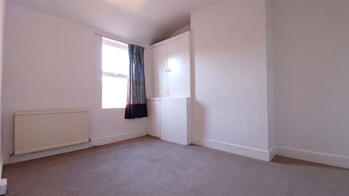1 Bedroom Flat To Rent In Wilson Road, Reading, Berkshire, RG30