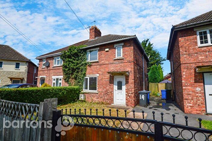 3 Bedroom Semi-Detached House To Rent In The Green, Moorends, Doncaster, DN8