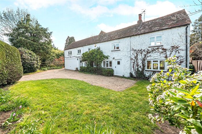 4 Bedroom Detached House For Sale In The Street, West Clandon, Surrey, GU4