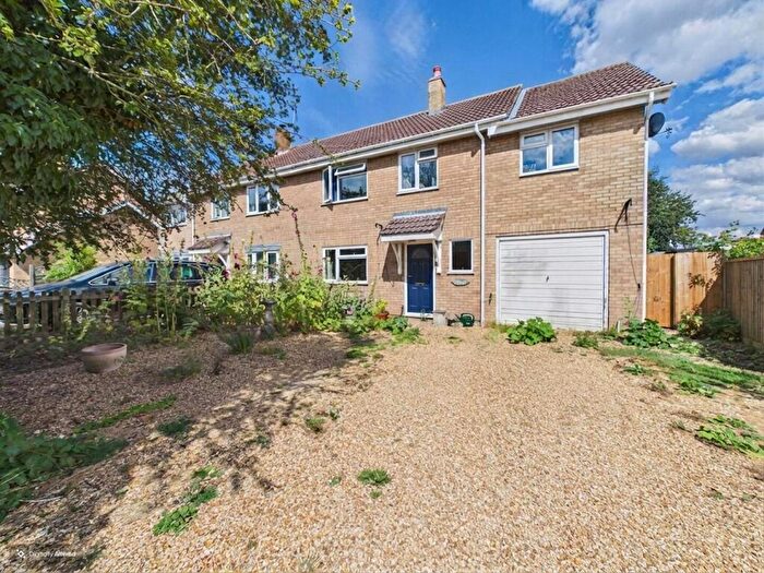 5 Bedroom Semi Detached House For Sale In Cox Lane, Great Barton, IP31