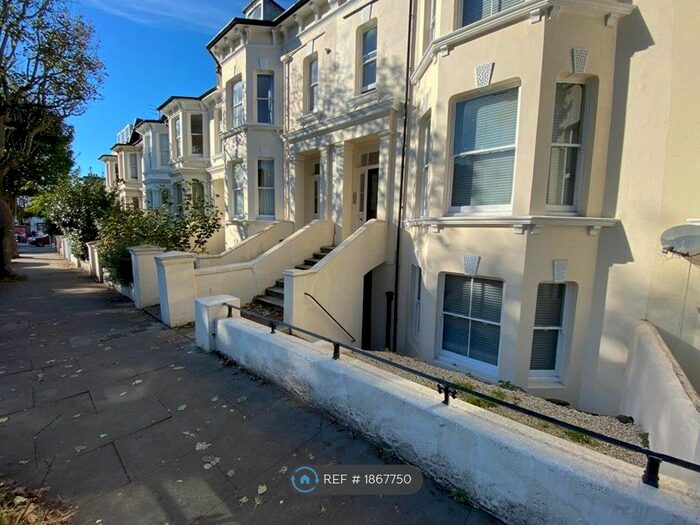 2 Bedroom Flat To Rent In Goldstone Villas, Hove, BN3