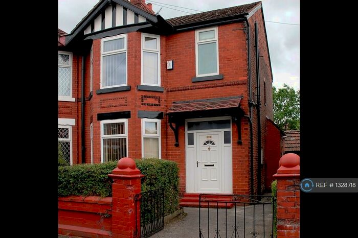 4 Bedroom Semi-Detached House To Rent In Lytham Road, Manchester, M19
