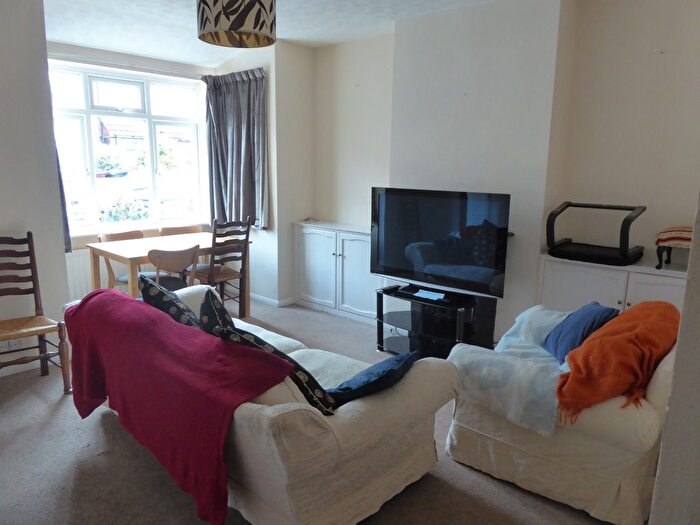 4 Bedroom Terraced House To Rent In Blenheim Road, Reading, Berkshire, RG1