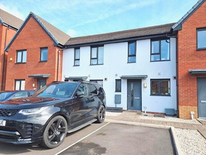 2 Bedroom Terraced House For Sale In Clos Tear, Barry, CF62