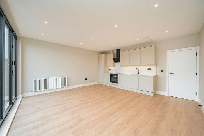 2 Bedroom Flat For Sale In Elm Grove, Wimbledon, SW19