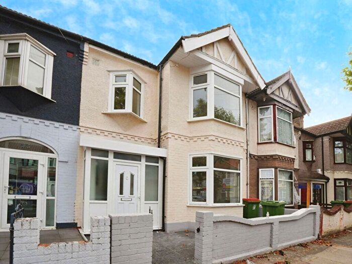 3 Bedroom Terraced House For Sale In Eustace Road, East Ham, London, E6