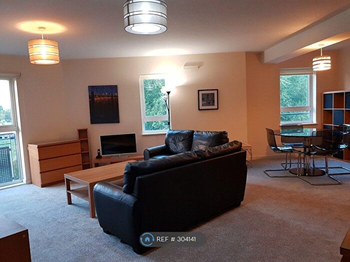 2 Bedroom Flat To Rent In West Cotton Close, Northampton, NN4