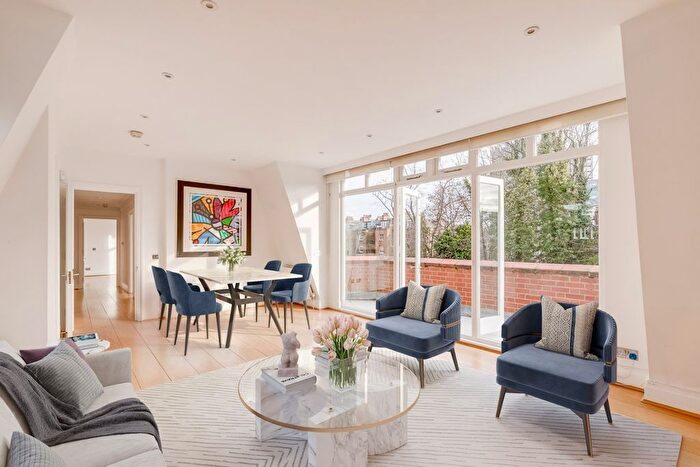 2 Bedroom Flat To Rent In Eton Avenue, London, NW3