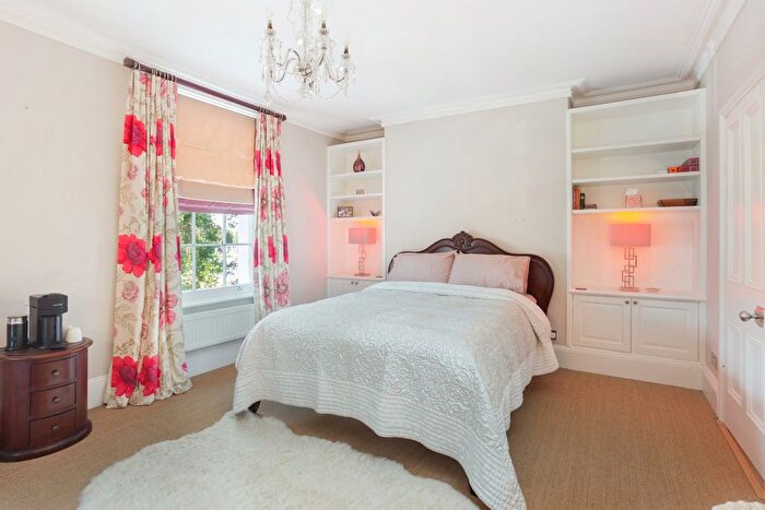 3 Bedroom Terraced House For Sale In Keynsham Road, Cheltenham, Gloucestershire, GL53