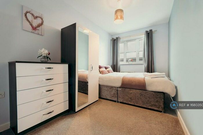 2 Bedroom Flat To Rent In Caryl Street, Liverpool, L8
