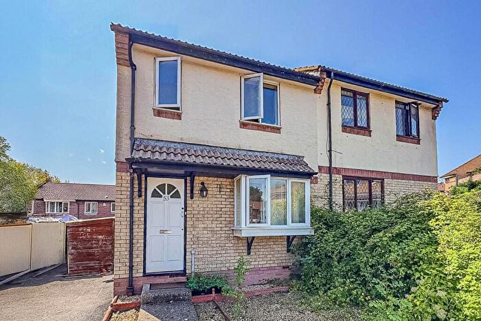 3 Bedroom House To Rent In Berkeleys Mead, Bradley Stoke, Bristol, BS32
