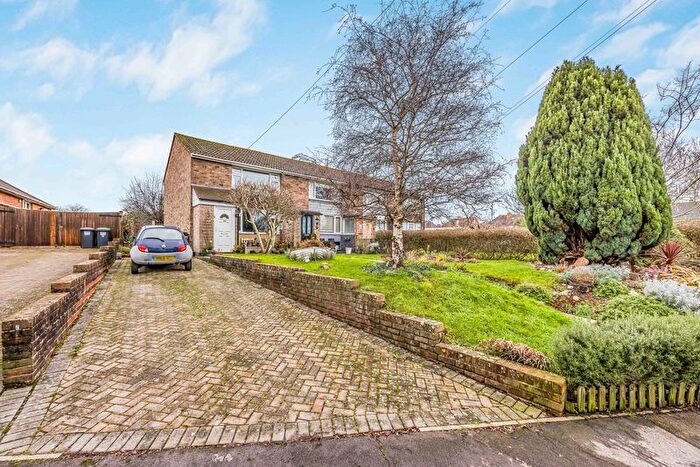 2 Bedroom End Terrace House For Sale In Wendover Road, Havant, PO9