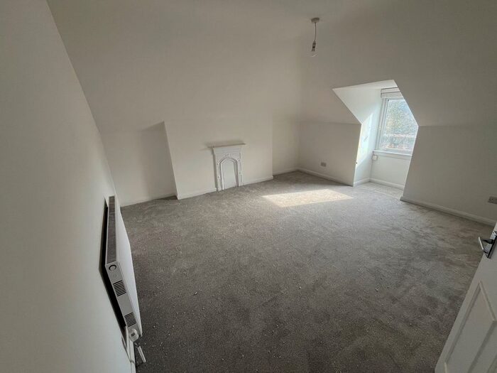 2 Bedroom Flat To Rent In Old Christchurch Road, Bournemouth, BH1