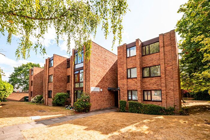 2 Bedroom Flat For Sale In Chester Road, Birmingham, B24