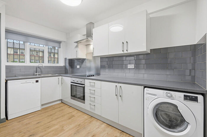 2 Bedroom Apartment To Rent In Anne Goodman House, E1