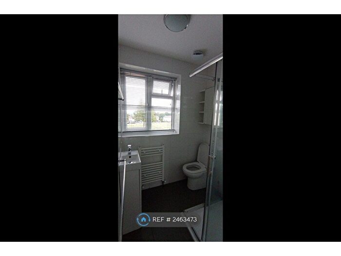 1 Bedroom Maisonette To Rent In King Henry's Drive, Croydon, CR0