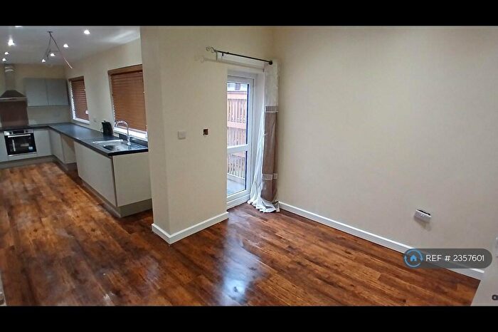 3 Bedroom Terraced House To Rent In Nelson Street, Stoke-On-Trent, ST4