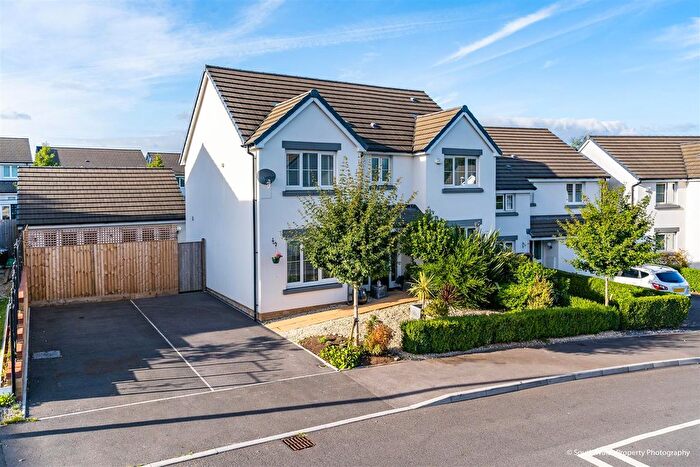 4 Bedroom Detached House For Sale In Badgers Brook Rise, Ystradowen, CF71