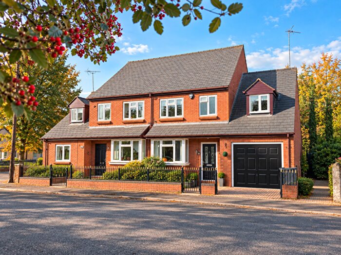 4 Bedroom Semi Detached House For Sale In Tewkesbury Road, Longford, Gloucester, GL2