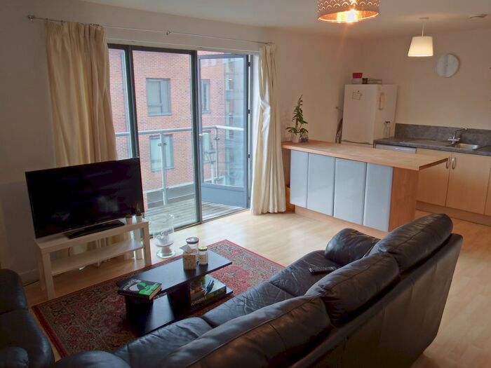 2 Bedroom Flat To Rent In Round Foundry, Butcher Street, Leeds, LS11