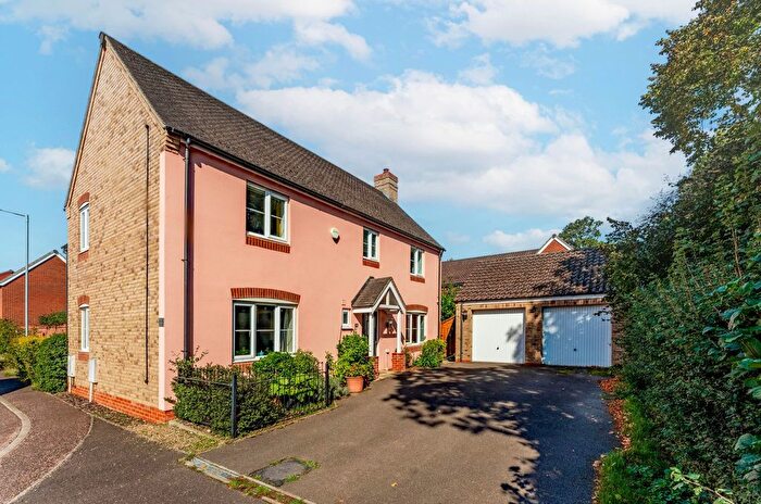 4 Bedroom Detached House For Sale In Nightingale Drive, Cringleford, NR4