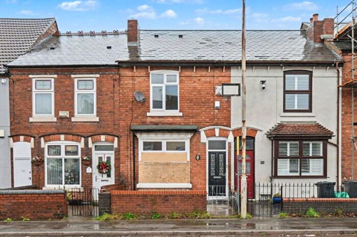 3 Bedroom Terraced House For Sale In Sedgley Road, Woodsetton, Dudley, DY1