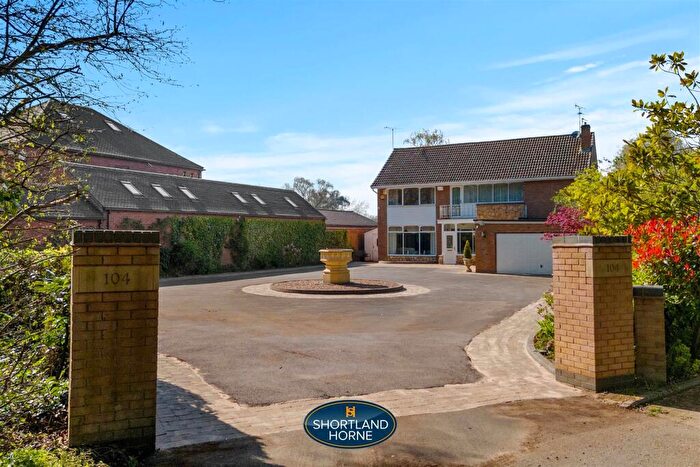 4 Bedroom Detached House For Sale In Kenilworth Road, Gibbet Hill, Coventry, CV4