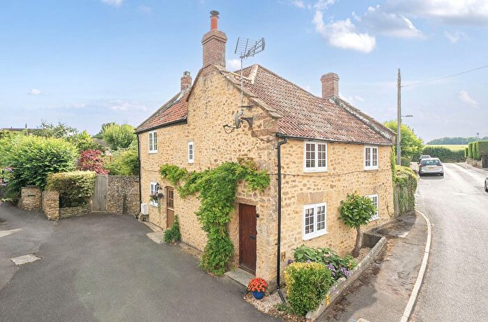 4 Bedroom Detached House For Sale In Curriott Hill Road, Crewkerne, Somerset, TA18