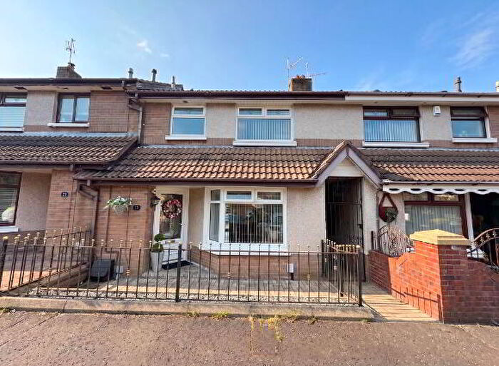 3 Bedroom TownHouse For Sale In Rosgoill Drive, Belfast, BT11