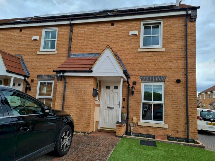 3 Bedroom Terraced House To Rent In Graffham Drive, Oakham, LE15