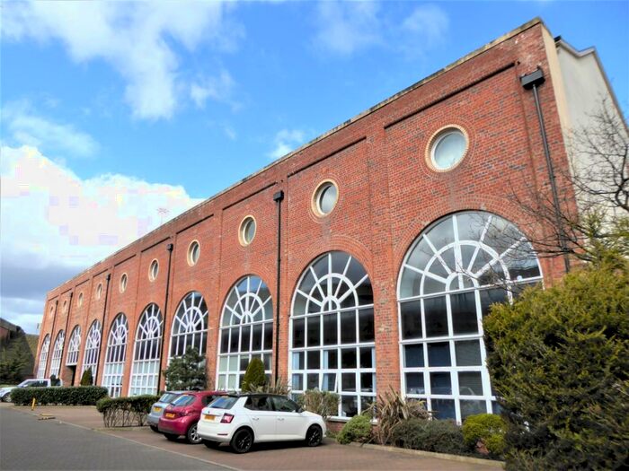 2 Bedroom Duplex To Rent In Cook Street, Westbridge Gardens, Glasgow, G5