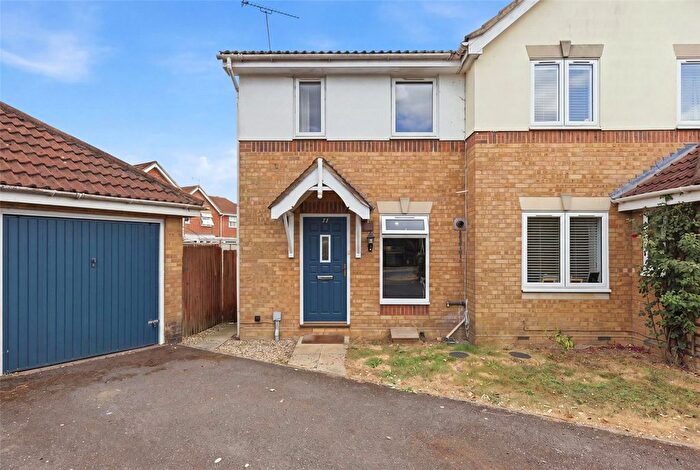 2 Bedroom Semi-Detached House For Sale In Mersea Crescent, Wickford, Essex, SS12