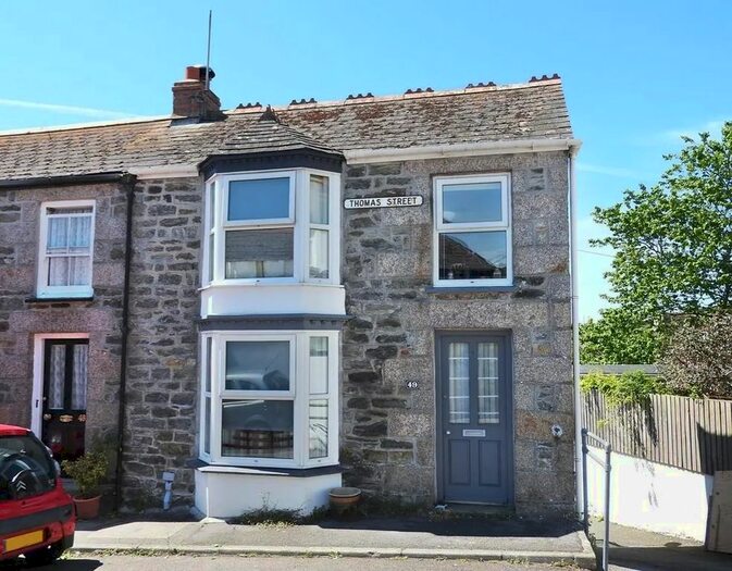2 Bedroom Property To Rent In Thomas Street, Porthleven, Helston, TR13