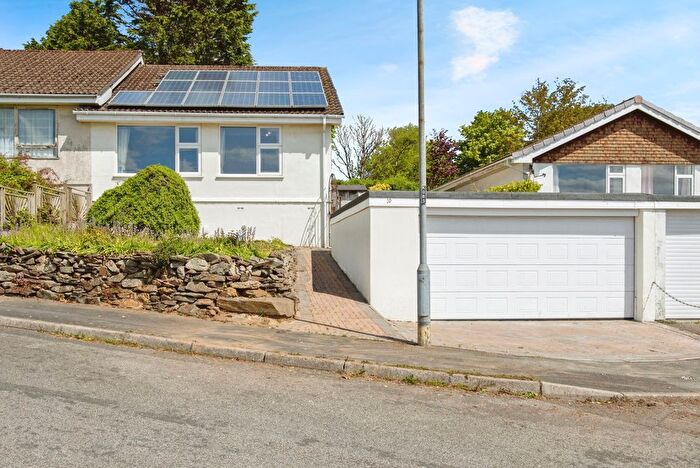 2 Bedroom Bungalow For Sale In Higher Glen Park, Liskeard, Cornwall, PL14