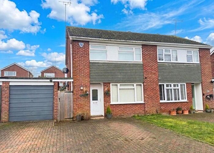 3 Bedroom Semi Detached House For Sale In West Street, Weedon, Northampton, NN7