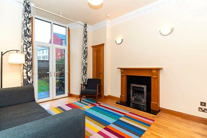1 Bedroom Flat To Rent In Dean Park Street, Stockbridge, Edinburgh, EH4