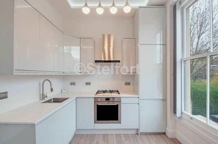 1 Bedroom Flat To Rent In Camden Road, London, N7
