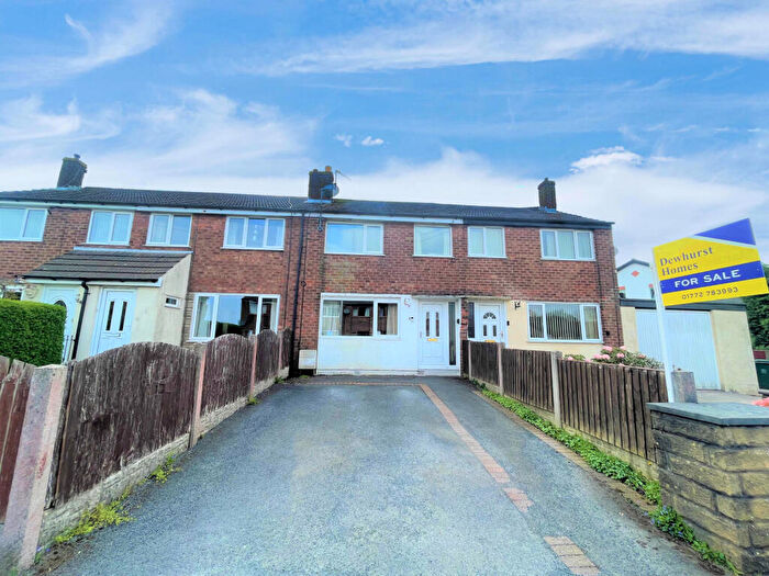 3 Bedroom Terraced House For Sale In Halton Place, Longridge, PR3