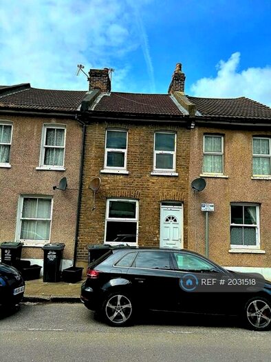 2 Bedroom Terraced House To Rent In Mount Pleasant Road, Dartford, DA1