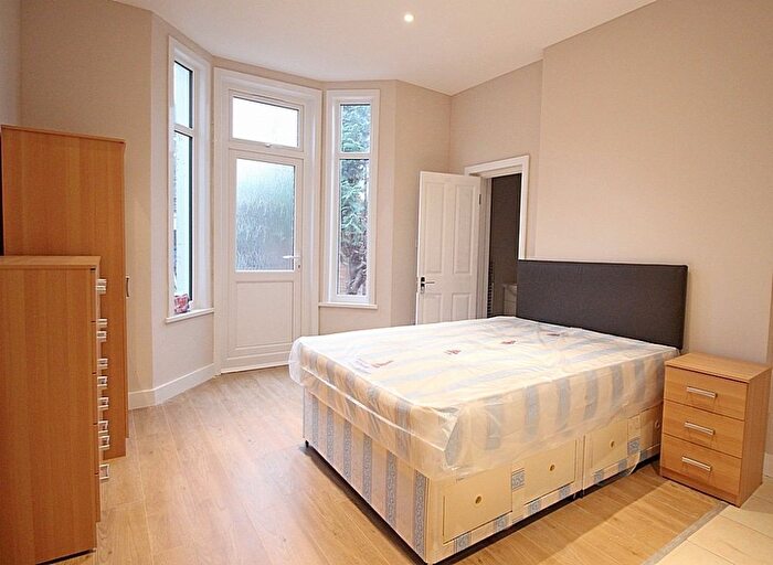 Studio To Rent In Lampton Road, Hounslow, TW3