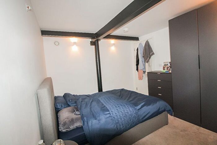 1 Bedroom Flat To Rent In Elisabeth Mill, Elisabeth Gardens, Stockport, SK5