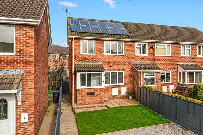 3 Bedroom Semi Detached House For Sale In Diamond Grove, Harrogate, HG1