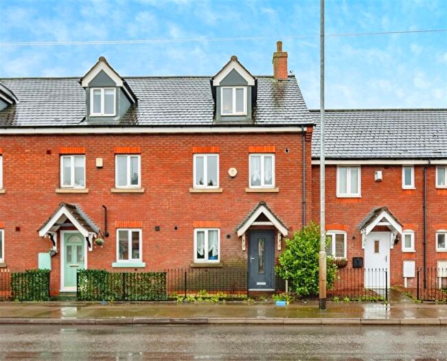 3 Bedroom Property For Sale In Derby Road, Uttoxeter, ST14