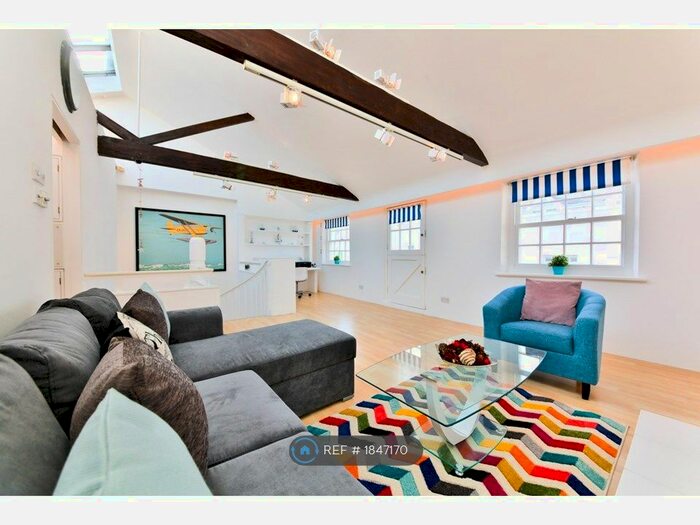 2 Bedroom Terraced House To Rent In Sussex Mews, Brighton, BN2