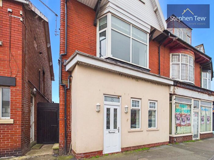 4 Bedroom Semi-Detached House For Sale In Hawes Side Lane, Blackpool, FY4