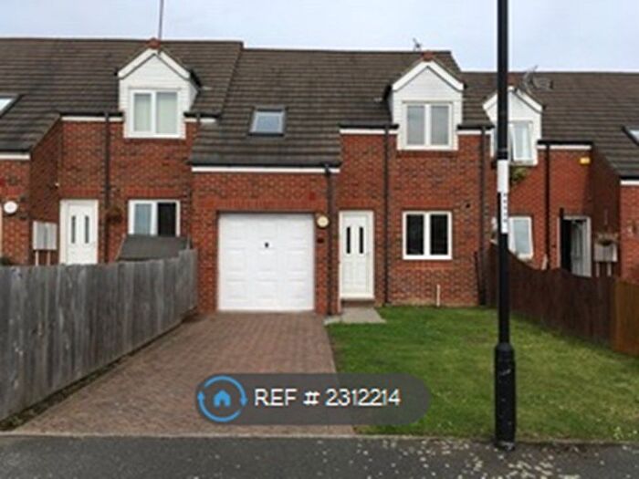 3 Bedroom Terraced House To Rent In Redby Close, Sunderland, SR6
