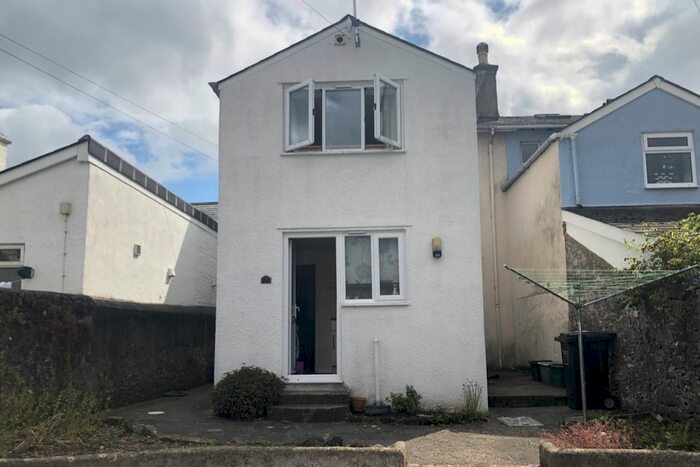 1 Bedroom Maisonette To Rent In Torquay Road, Newton Abbot, Devon, TQ12
