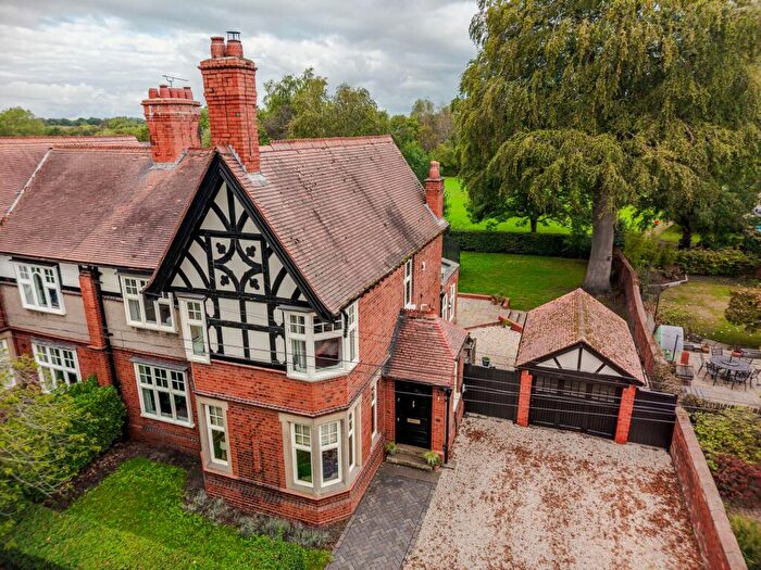 4 Bedroom Semi-Detached House For Sale In Park Road, Nantwich, CW5