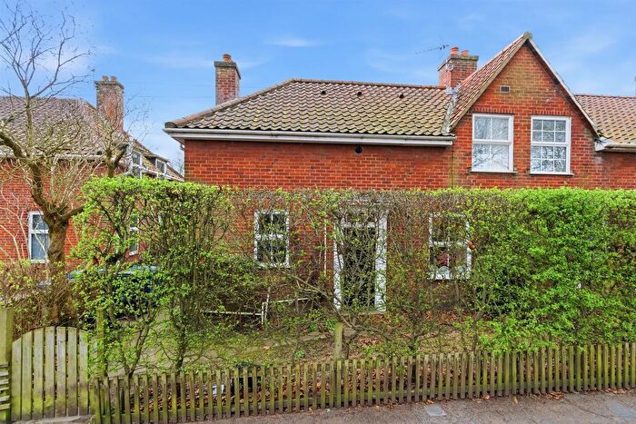 3 Bedroom Semi Detached House For Sale In Colman Road, Norwich, NR4